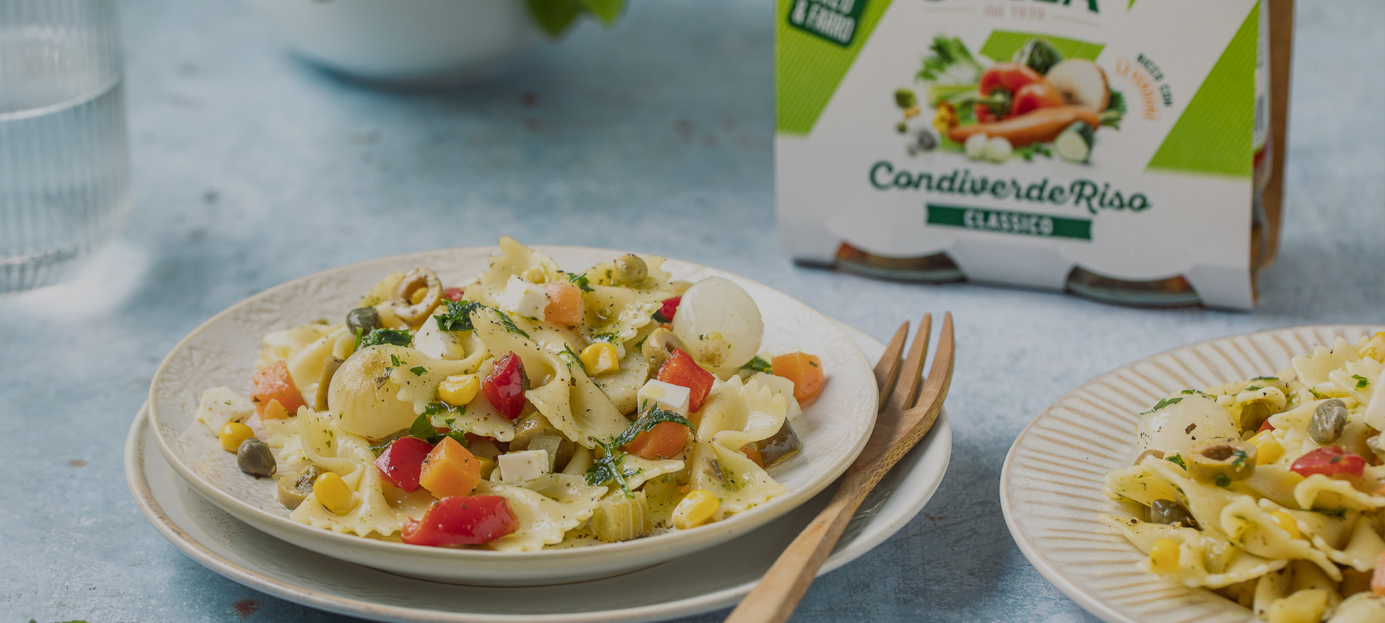 Insalata di pasta con Condiverde Riso Classico, primosale e salsa alla rucola