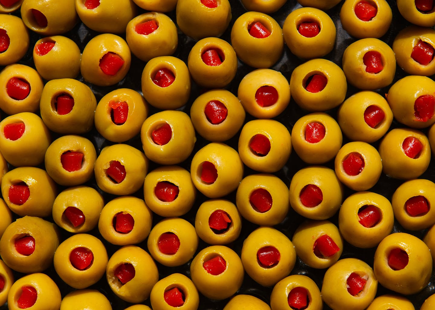 OLIVOLÌ VERDI SNOCCIOLATE AL PEPERONE