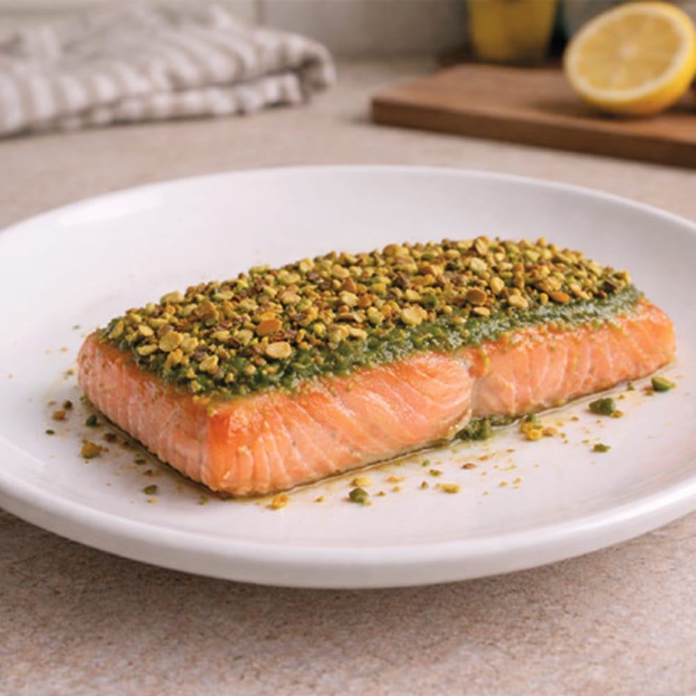 Salmone in crosta al pesto di friarielli