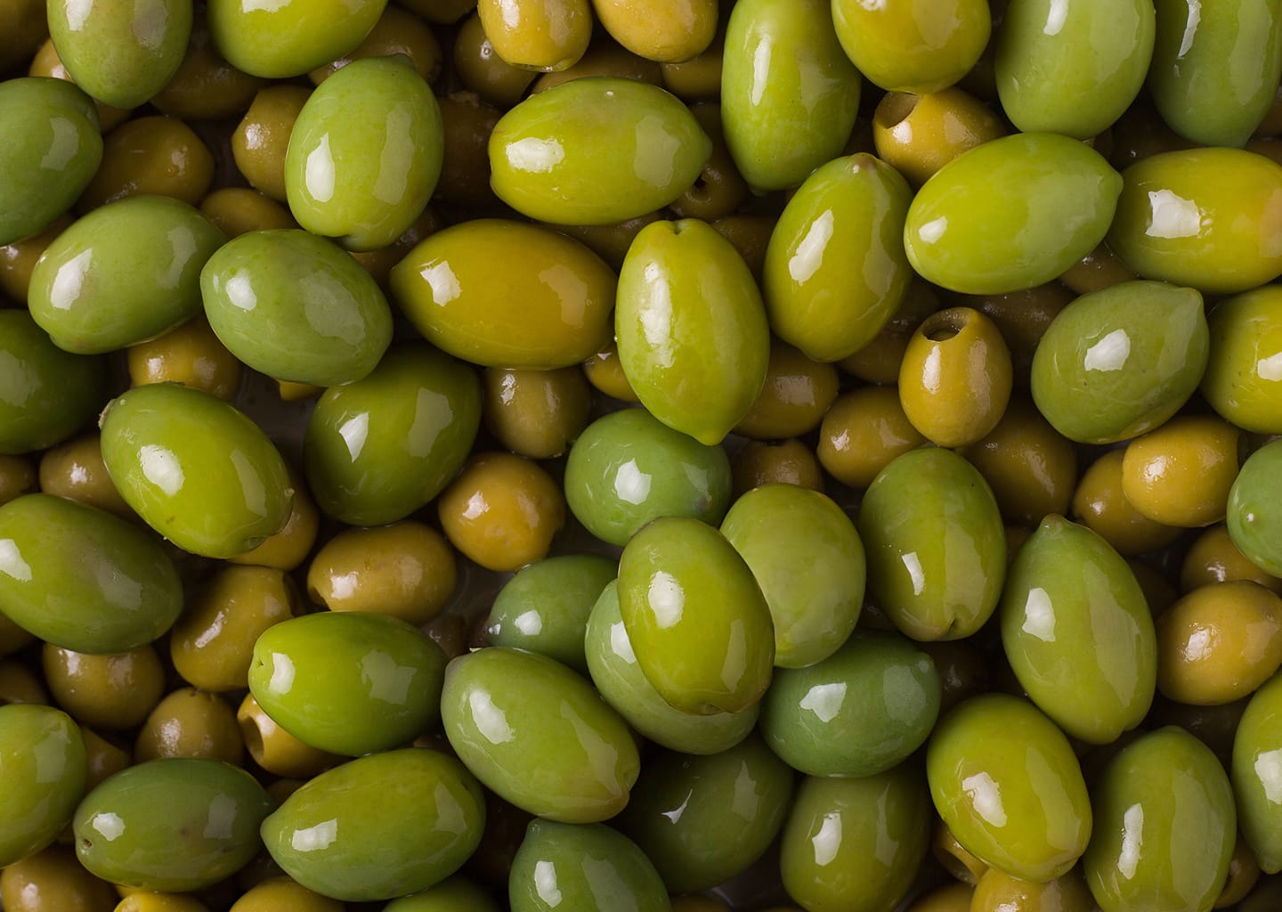 Olive Verdi Intere Giganti